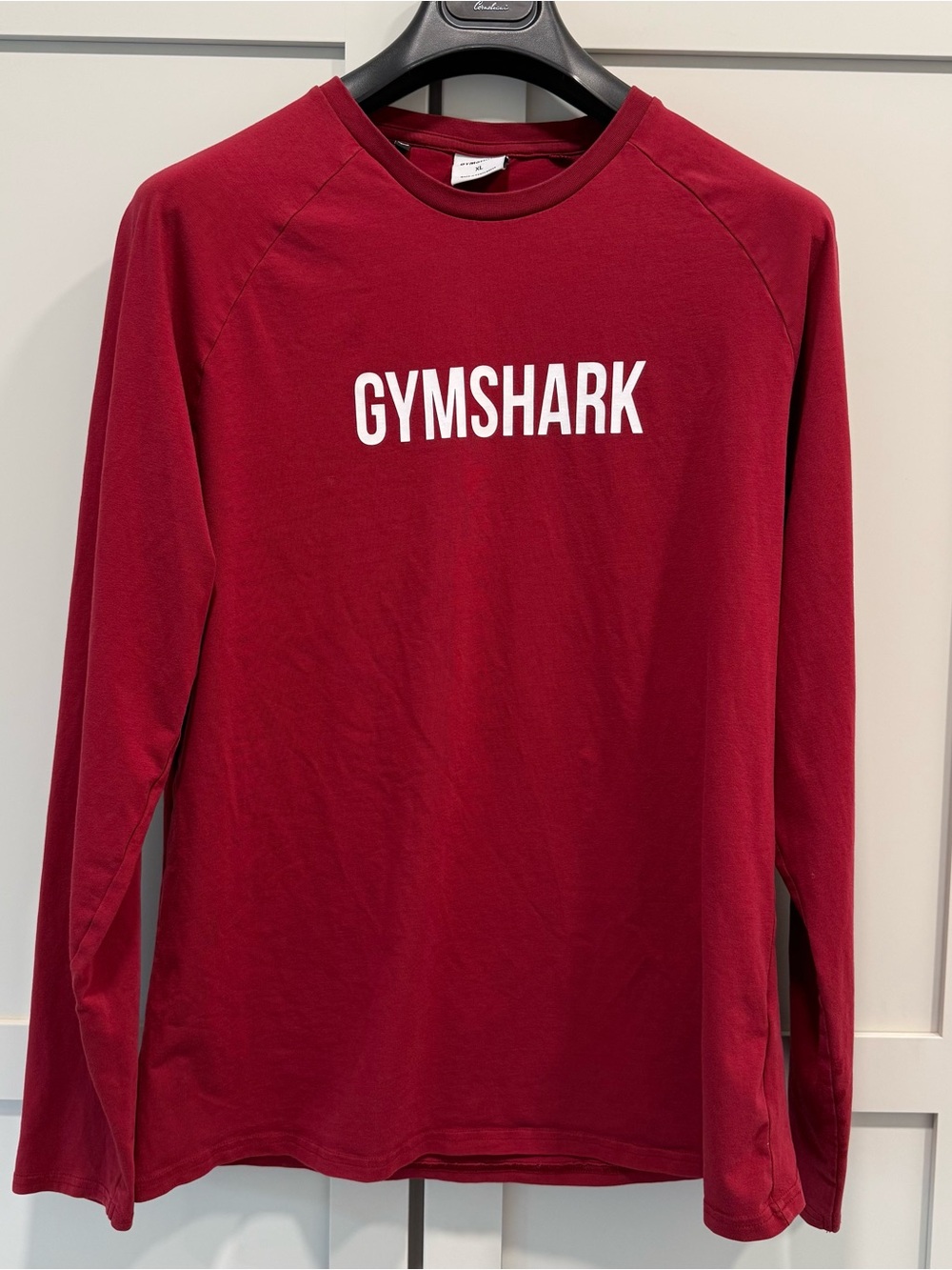 Gymshark Men's XL Red Long Sleeve Crew Neck Logo Stretch Athletic Raglan Tee